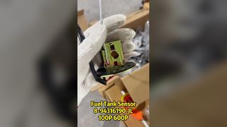 8-94316190-0 8943161900 ISUZU NKR NPR NHR NKR77 4JH1'e Uygun Alt Yakıt Tankı Ünitesi