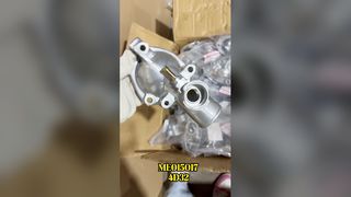 ME015017 Mitsubishi 4D32 için Yakıt Su Ayırıcı Kapağı