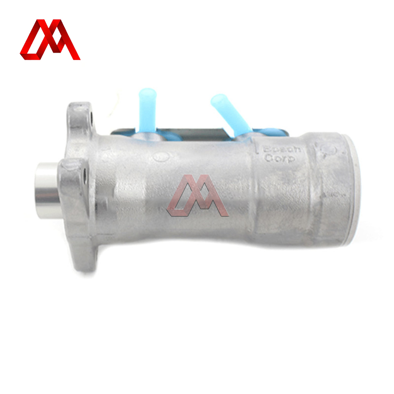 Suitable for Isuzu NPR Truck Brake Master Cylinder 8-97254771-0 8972547710